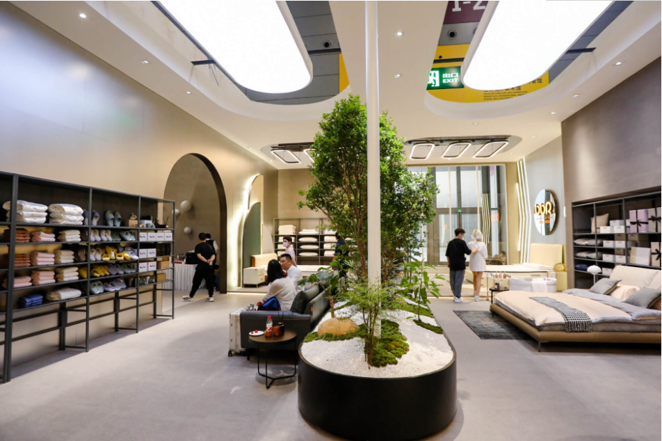 36屆國際家具展，喜臨門亮相首個(gè)大睡眠場(chǎng)景解決方案！